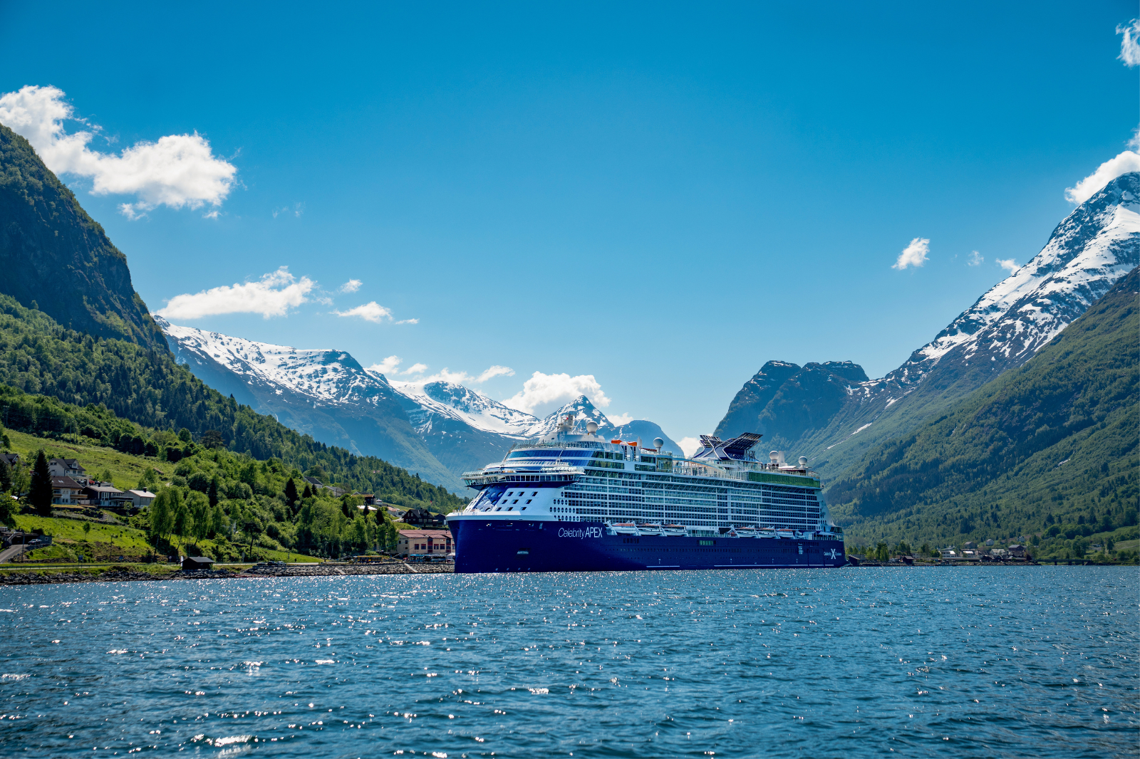 Save up to £500 per cabin + up to 60% off 2nd Guest