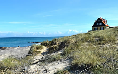 To book simply call 0800 009 6688